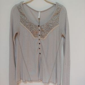 Free People grey long sleeve shirt, M